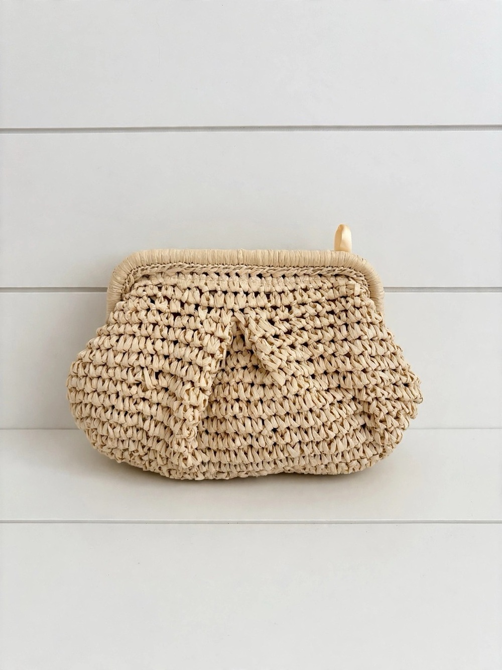 Natural Beige Woven Straw Clutch Bag Raffia Clasp Closure